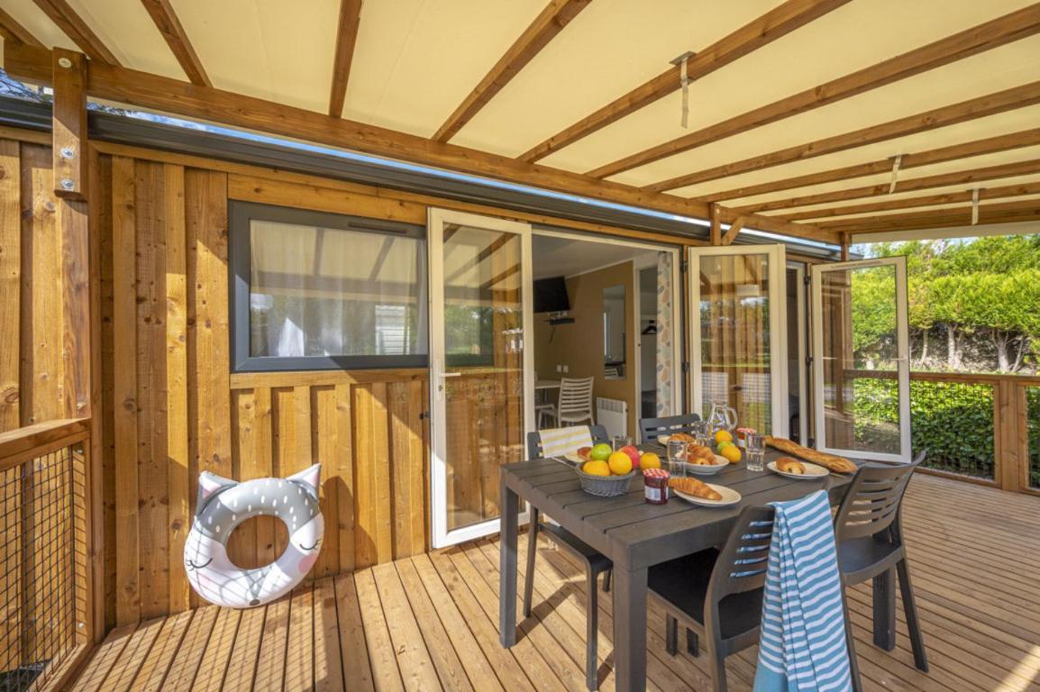 Le Camping Grand Cerf Hotel Gimouille Exterior photo